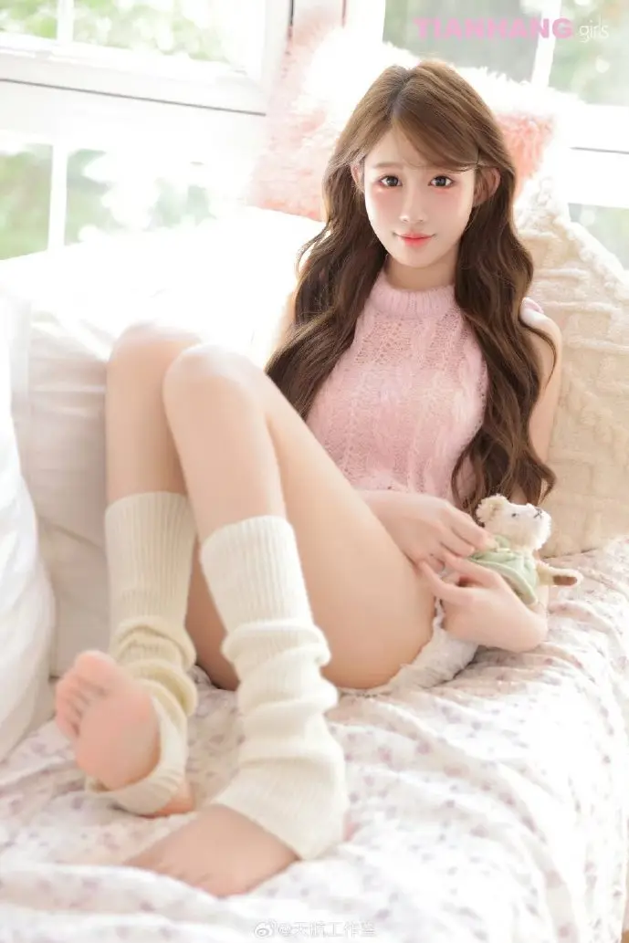 叶罗丽下载游戏界面